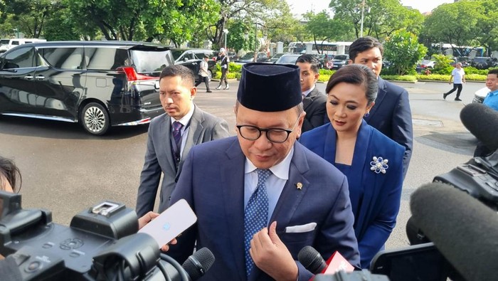 Modal Danantara sebagai badan pengelola investasi ditetapkan paling sedikit Rp 1000 triliun Modal itu bisa saja bertambah bila ada penambahan suntikan modal negara ataupun dari sumber lain