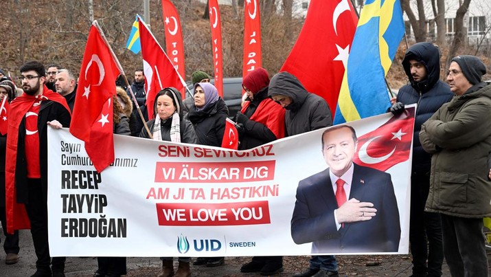 Terhadap pernyataan tegas Erdogan tersebut