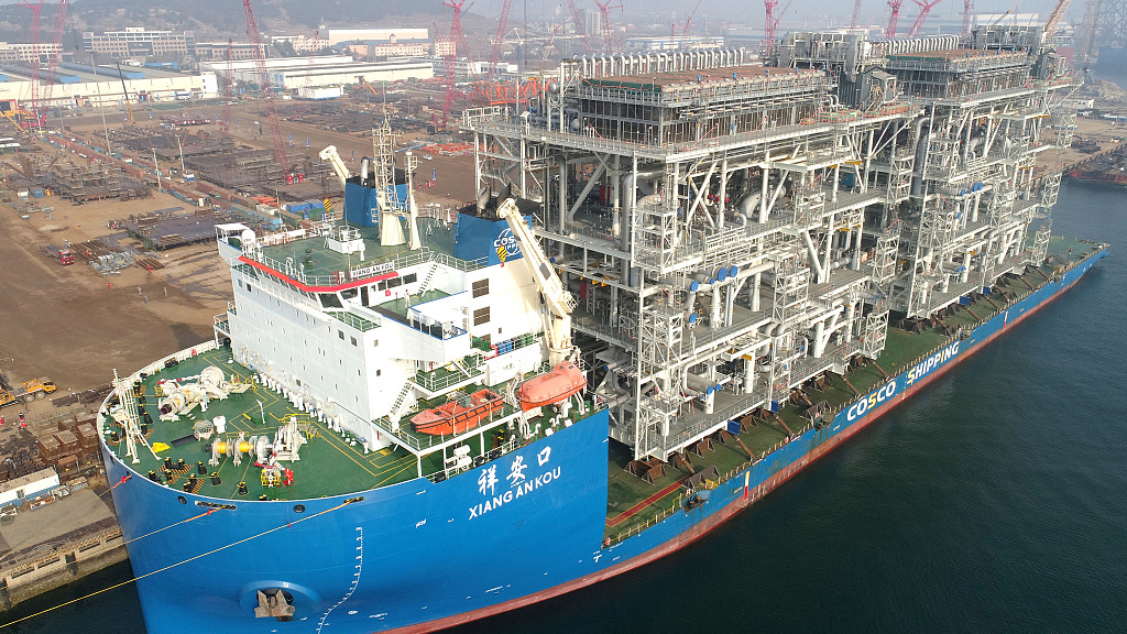Dengan produksi tahunan sebesar 14 juta ton LNG
